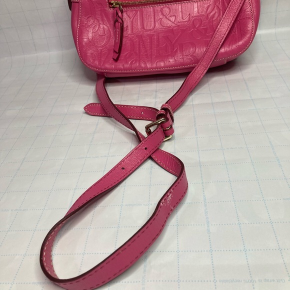 Dooney & Bourke Retro Embossed Pink Safari Crossbody Purse Shoulder Bag - Picture 5 of 16